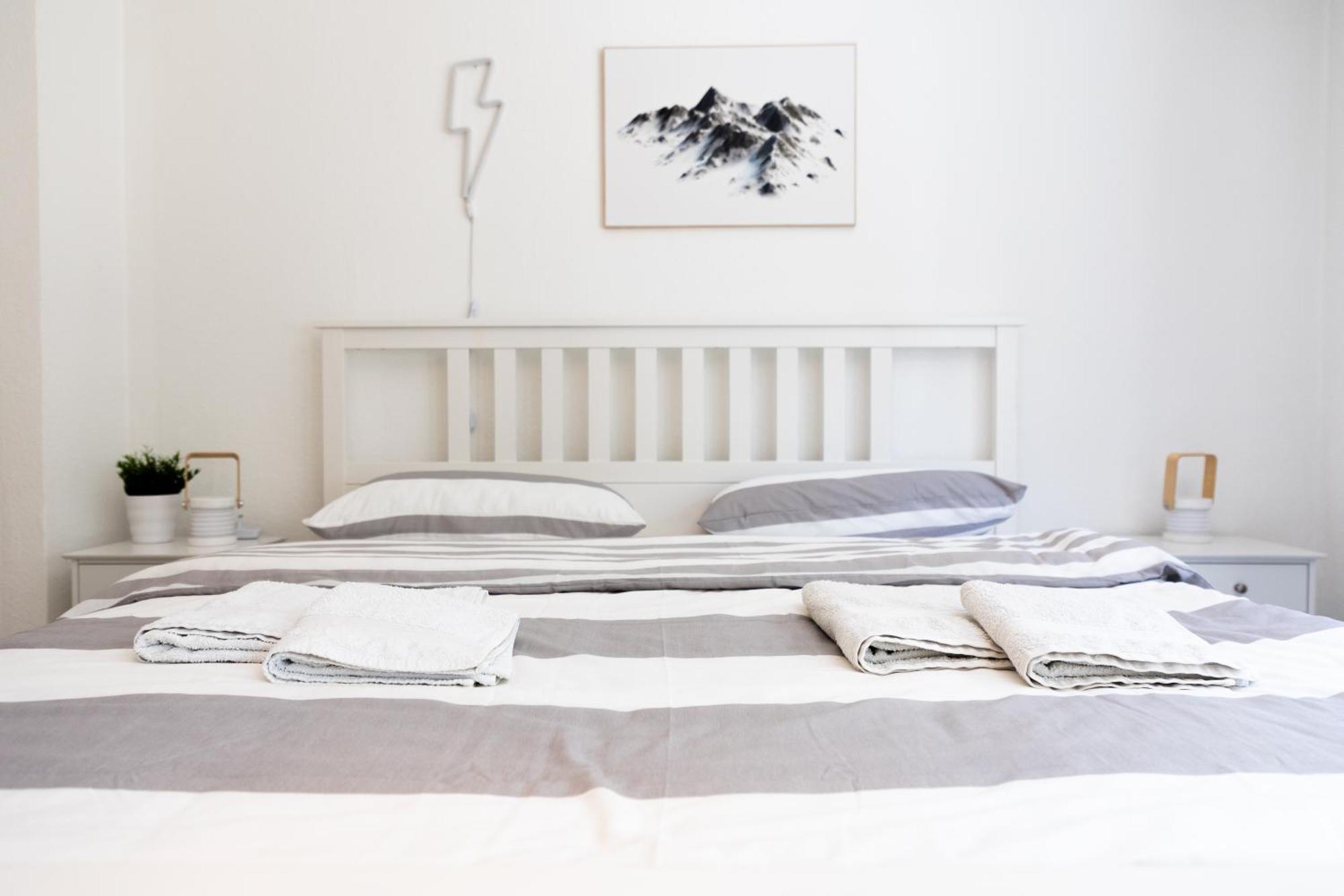 Designer Loft City Center, Secured Parking, Cozy Apartment, Adenau Nuerburgring Buitenkant foto