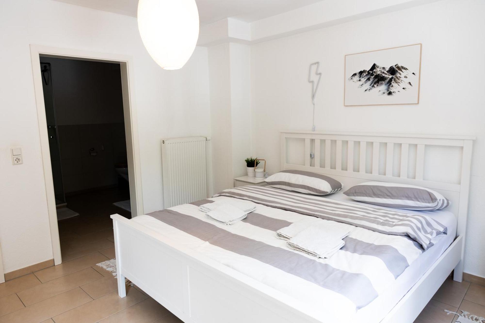 Designer Loft City Center, Secured Parking, Cozy Apartment, Adenau Nuerburgring Buitenkant foto